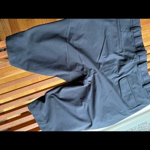 Mens Lululemon black flat front shorts